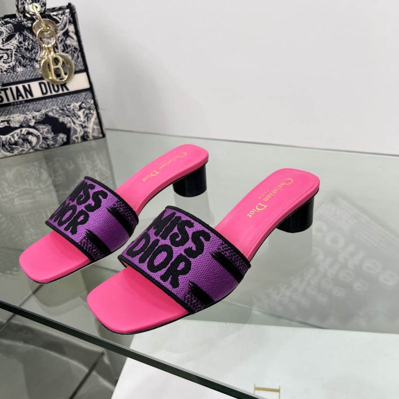 ch**an D*or slippers